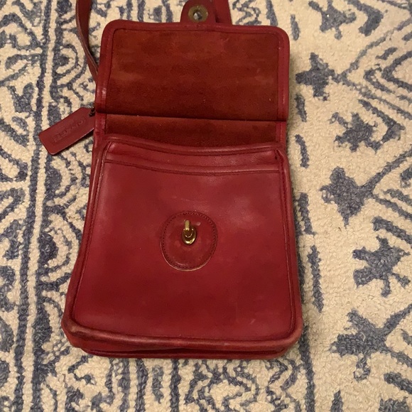 Vintage Coach Satchel in Candy Apple Red - Picture 4 of 9